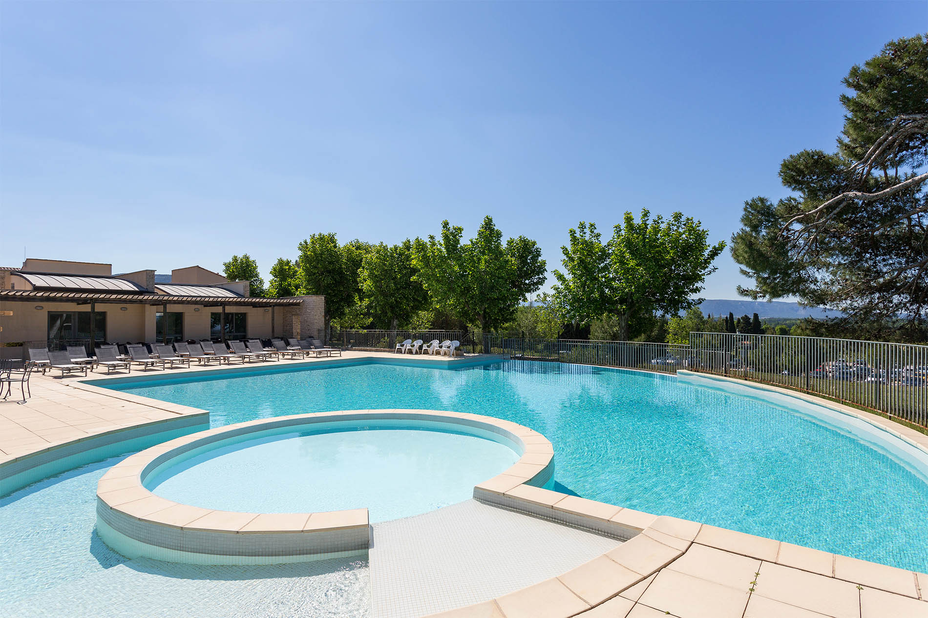 Isle sur la Sorgue 2p 2
