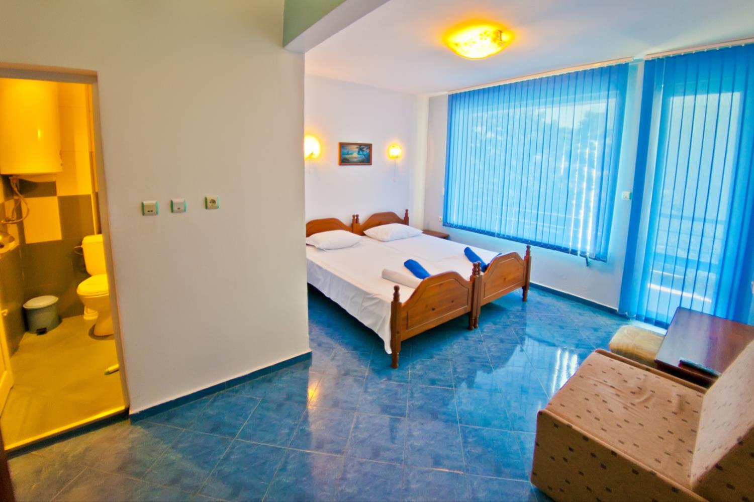 3BR Semi-detached Villa with seaview 8p