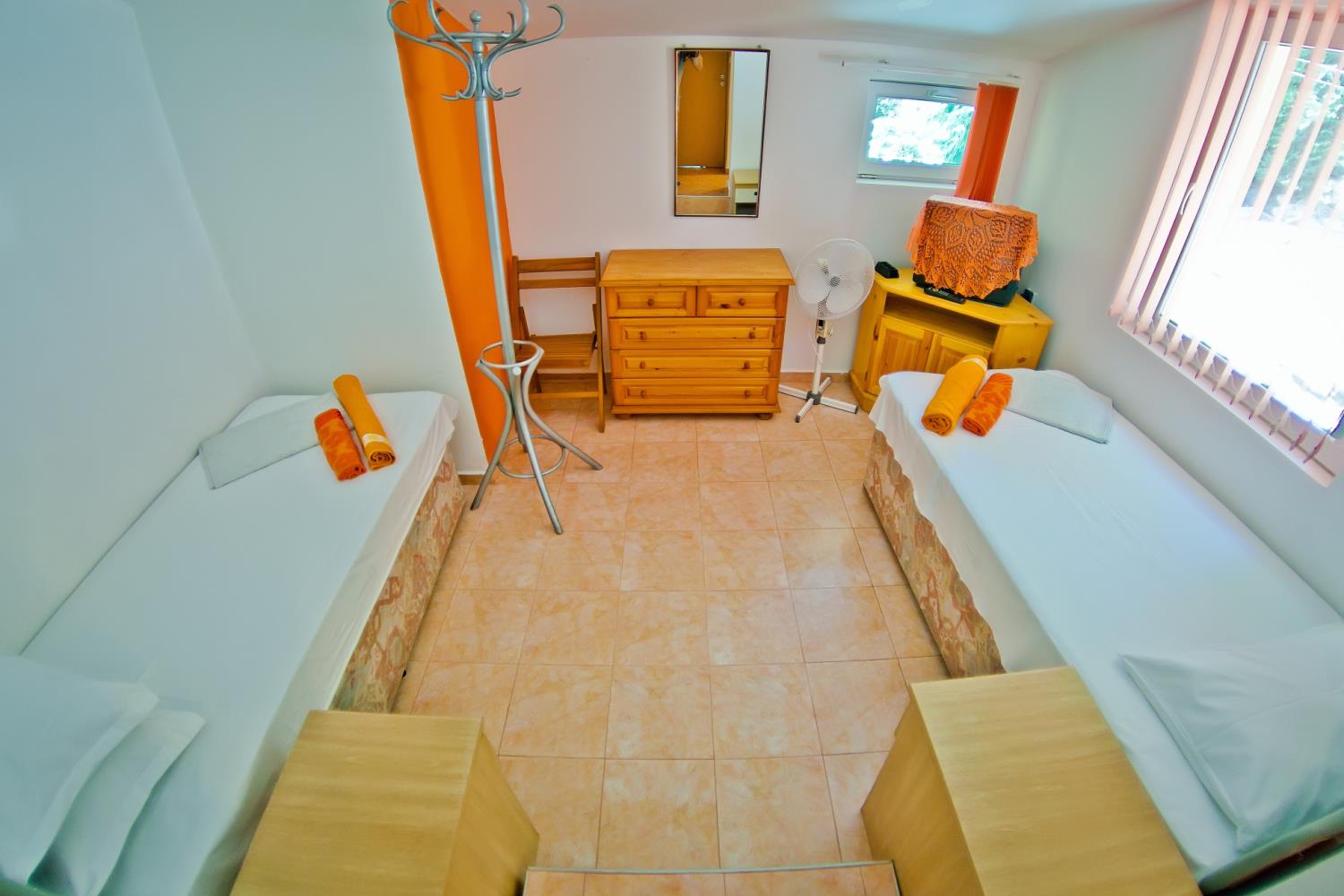 3BR Semi-detached Villa with seaview 8p