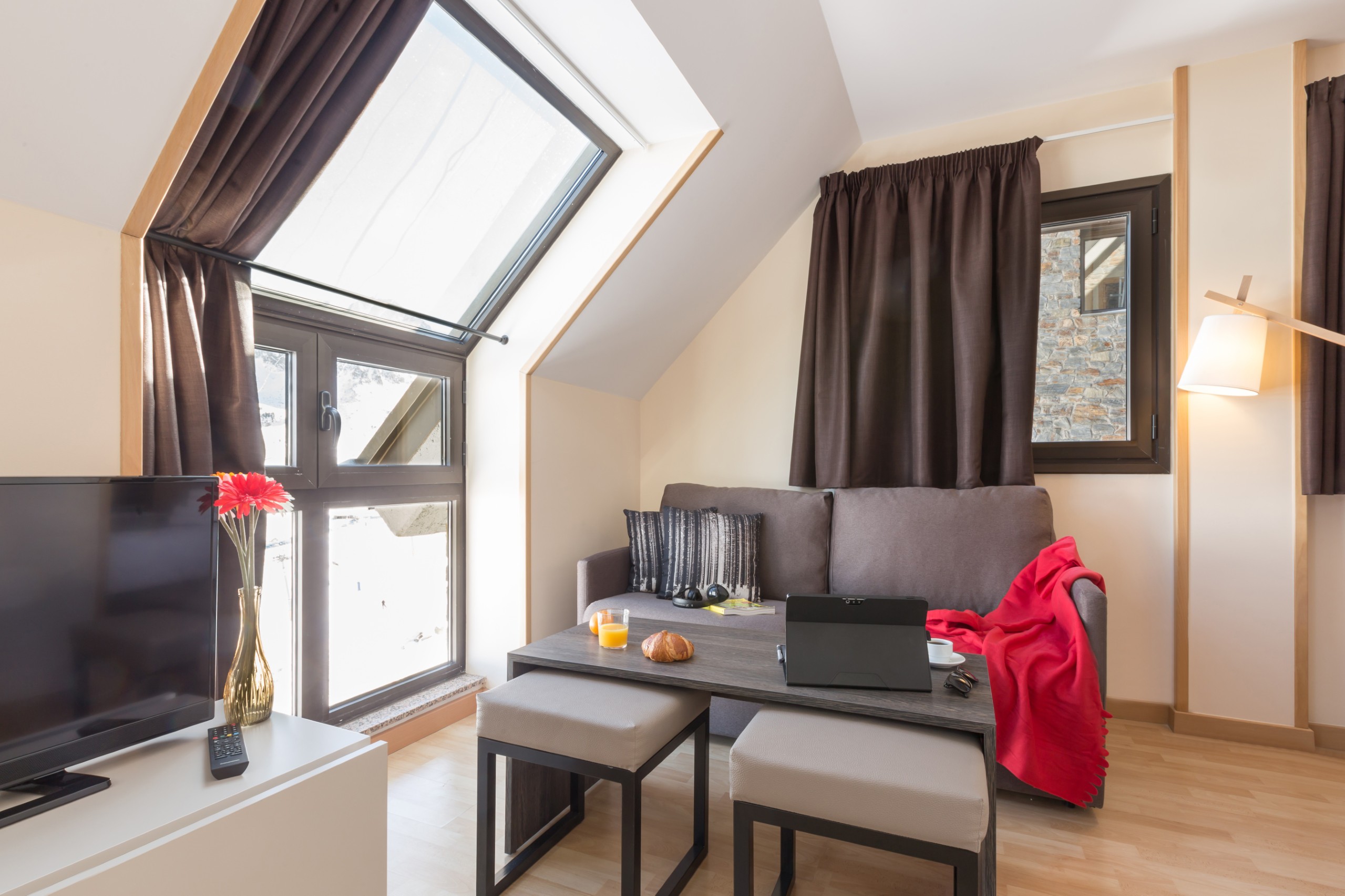 Kitchen facilities at Pas de la Casa Princesa 2p4p in AD