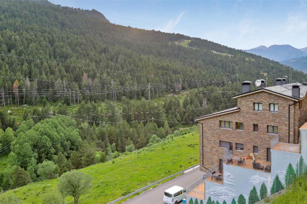Andorra Peretol Sunari 2p6p