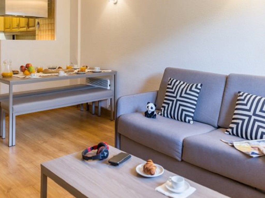 Interior living area at Andorra El Tarter Alba 3p6p Dupl in AD