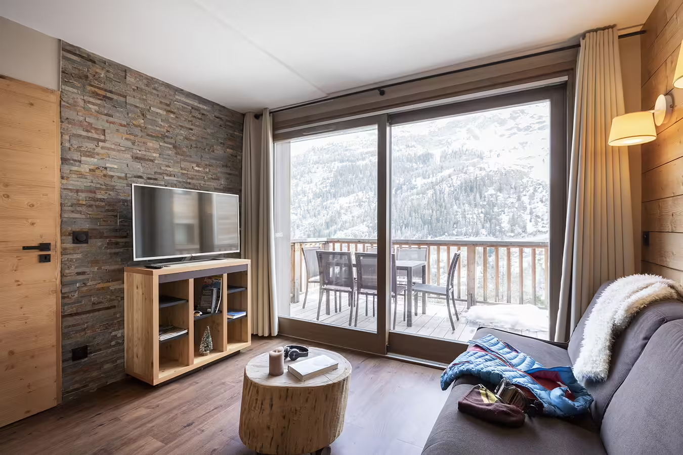 L'Altaviva 4p8p Premium