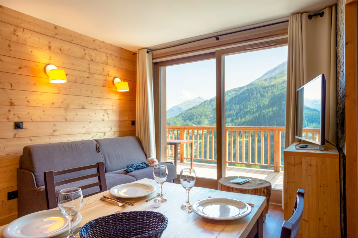 L'Altaviva 4p8p Premium