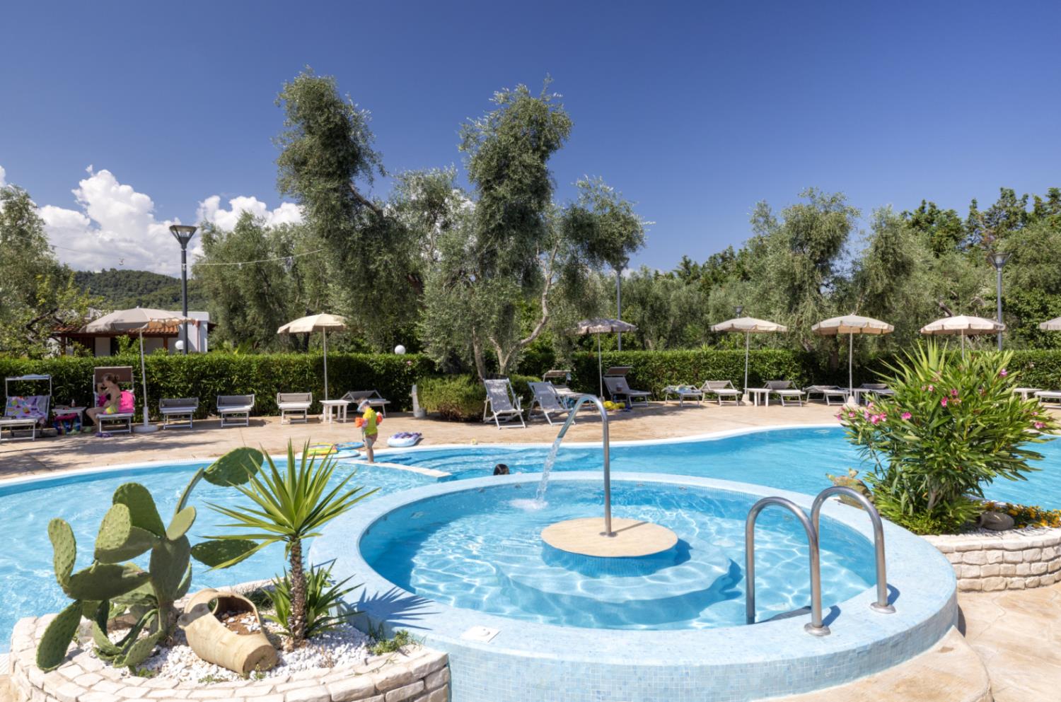 Detached villa with 2 bathrooms