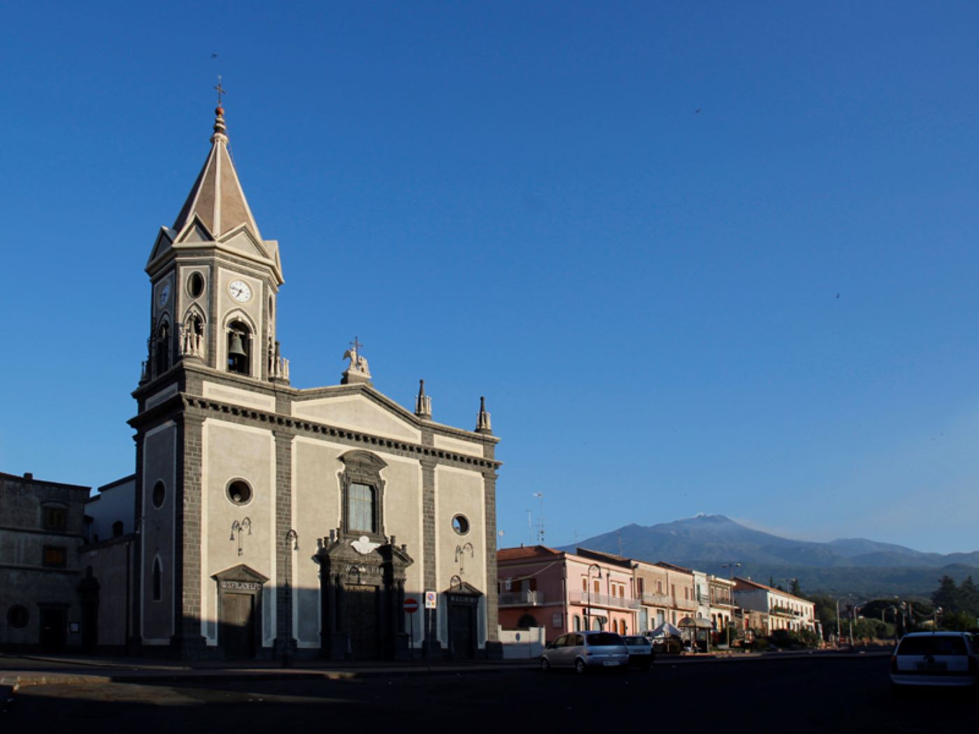 Etna Royal trilocale