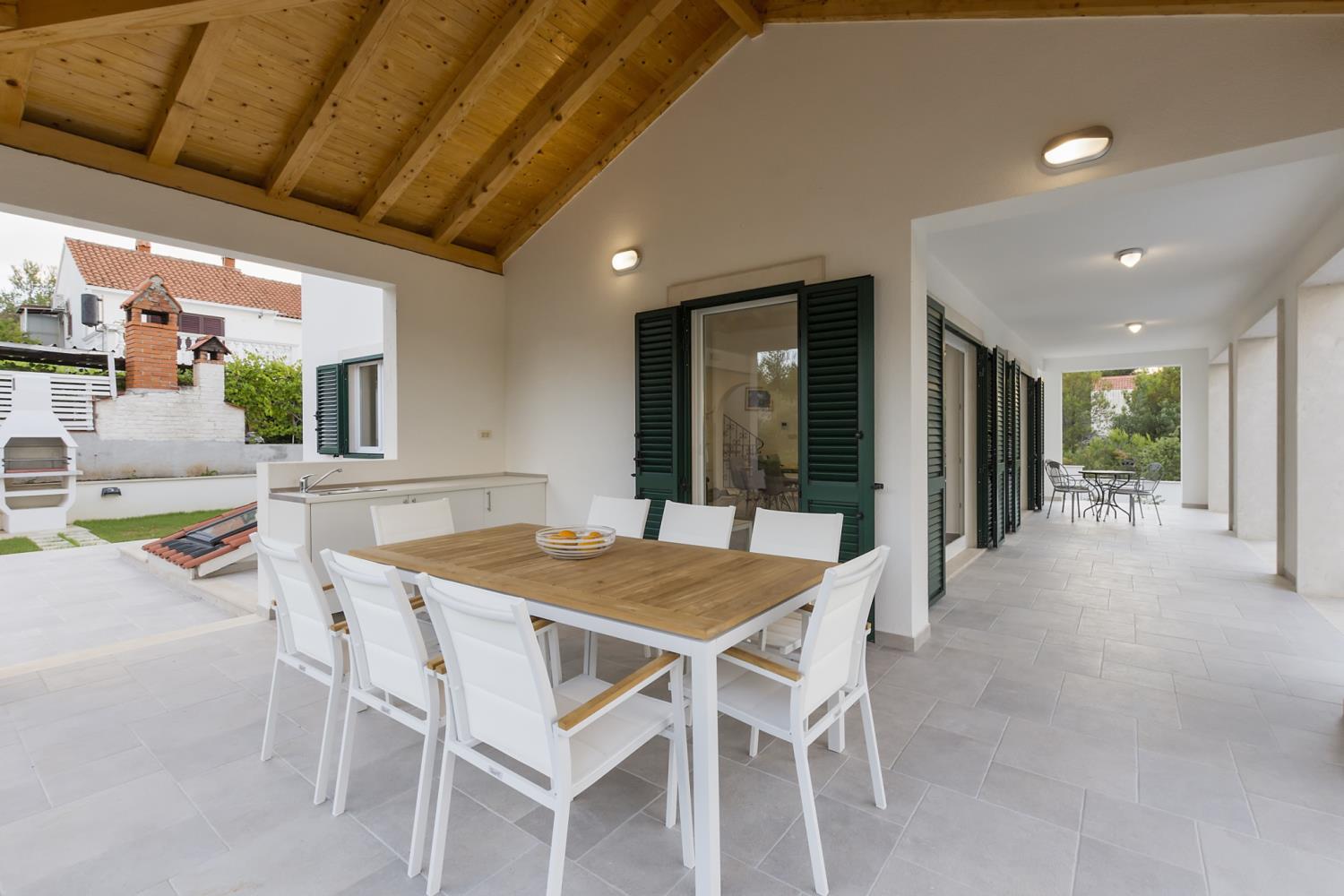 Villa Makarac
