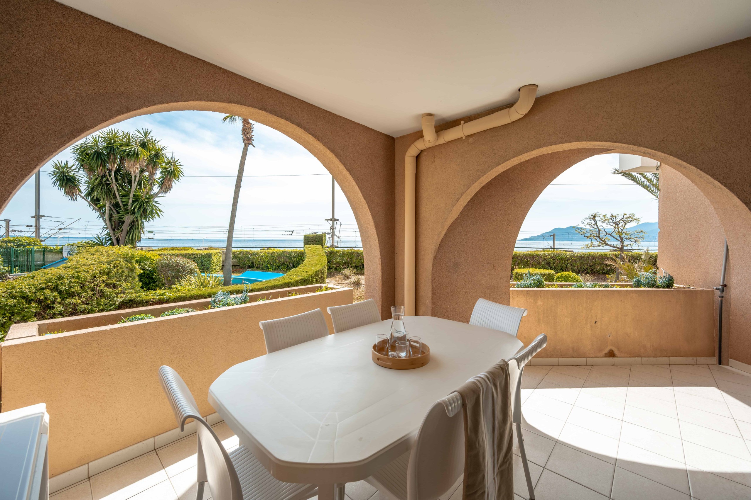 Cannes Verrerie 2p6p A/C Terrace