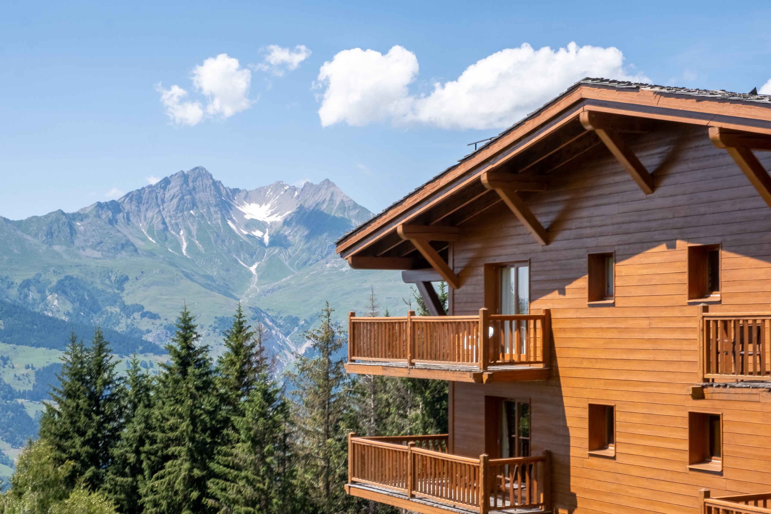 Bedroom accommodation at Premium residence Le Roselend 4p8p in France