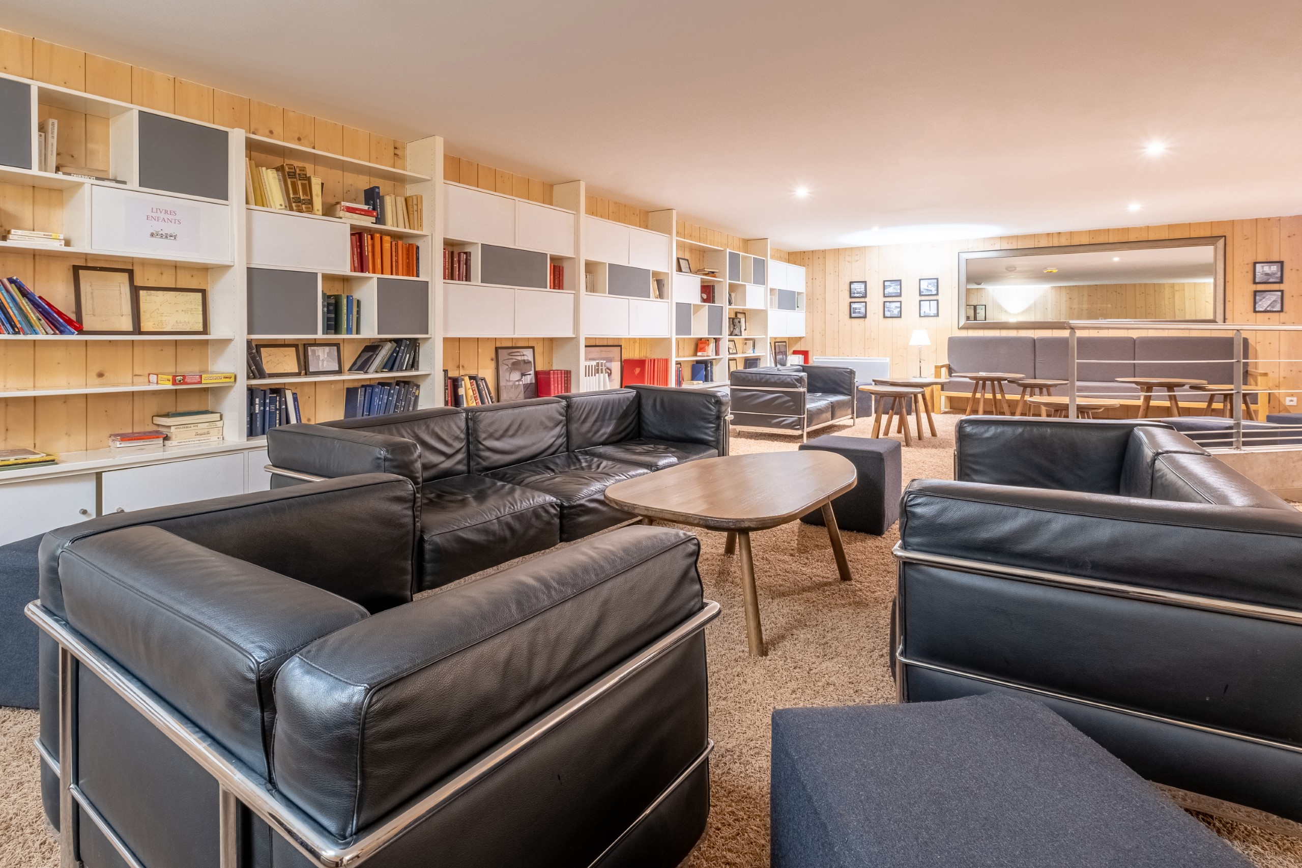 Le Belmont 2p4p Mountain view