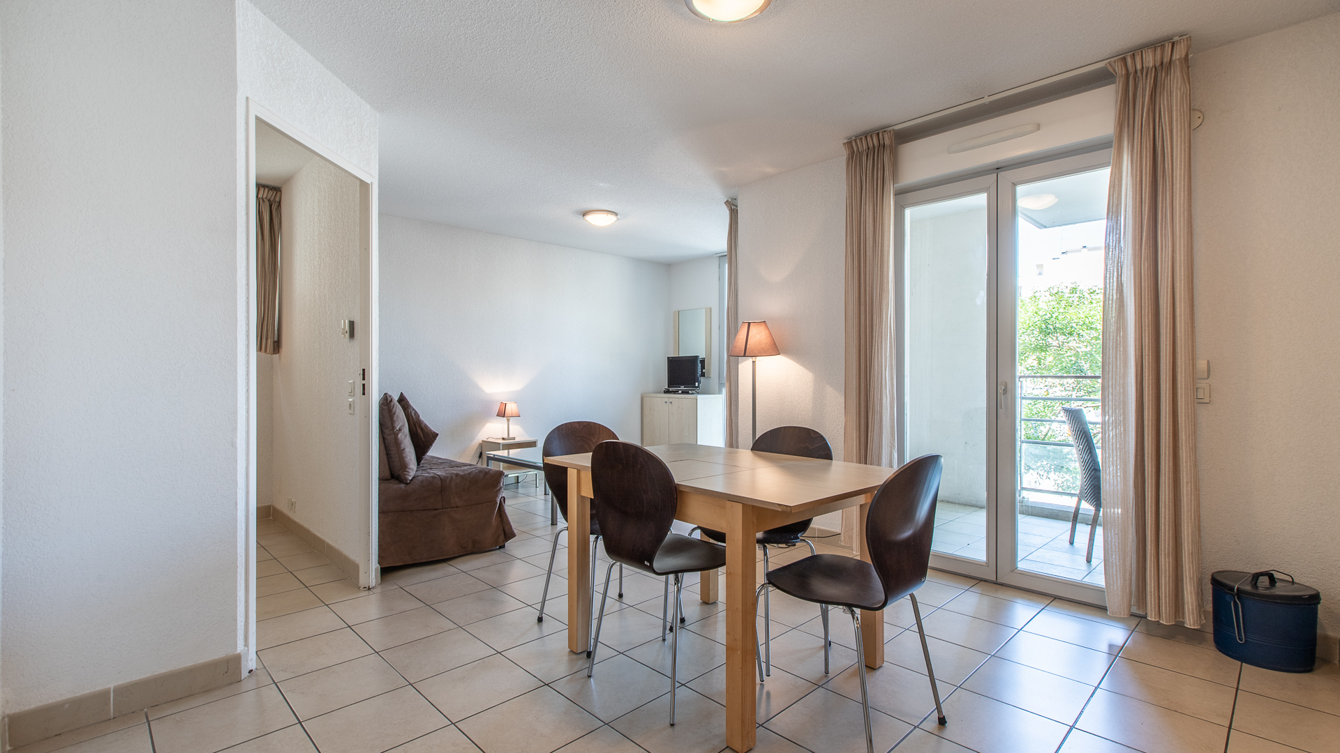 residence-le-crystal-2p4s