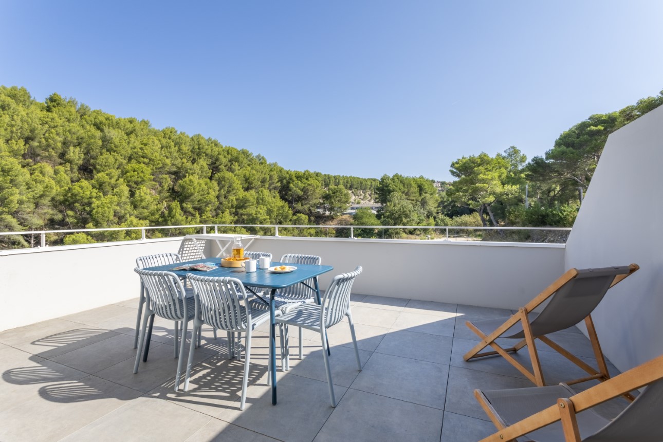 cap-cassis-calanques-2p6p-duplex-terrace