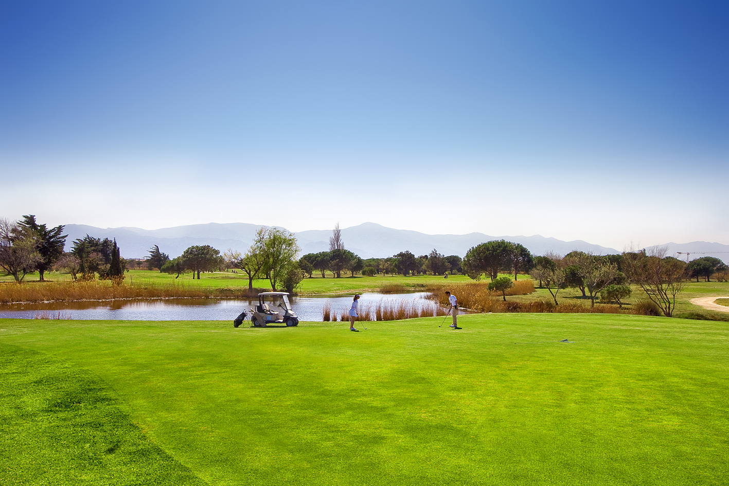 Swimming pool area near Horizon Golf 2p6 balcony in France