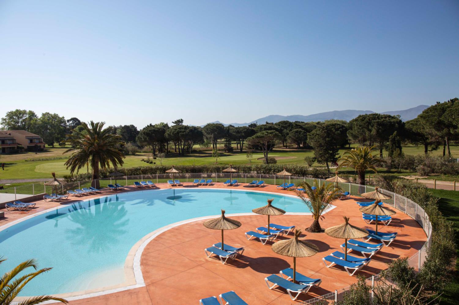 Horizon Golf 2p6 balcony