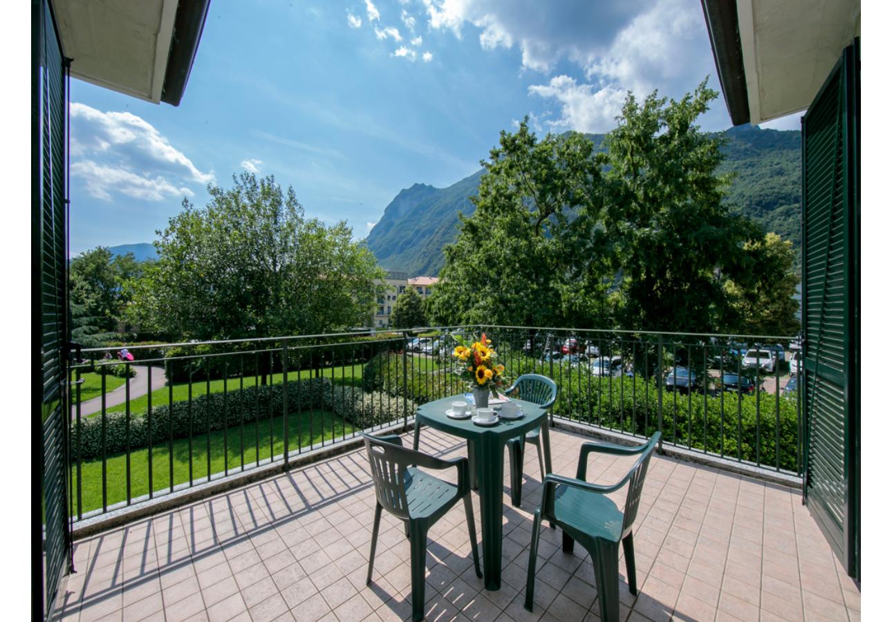 Residence Porto Letizia Palace-2room Apt 6 Pax Lake View Deluxe