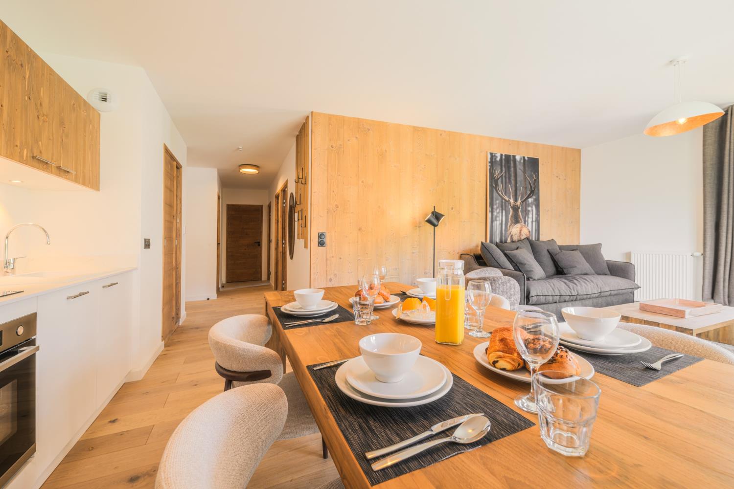 Outdoor terrace and garden at TSV Les sources de canopée 4p8p in France