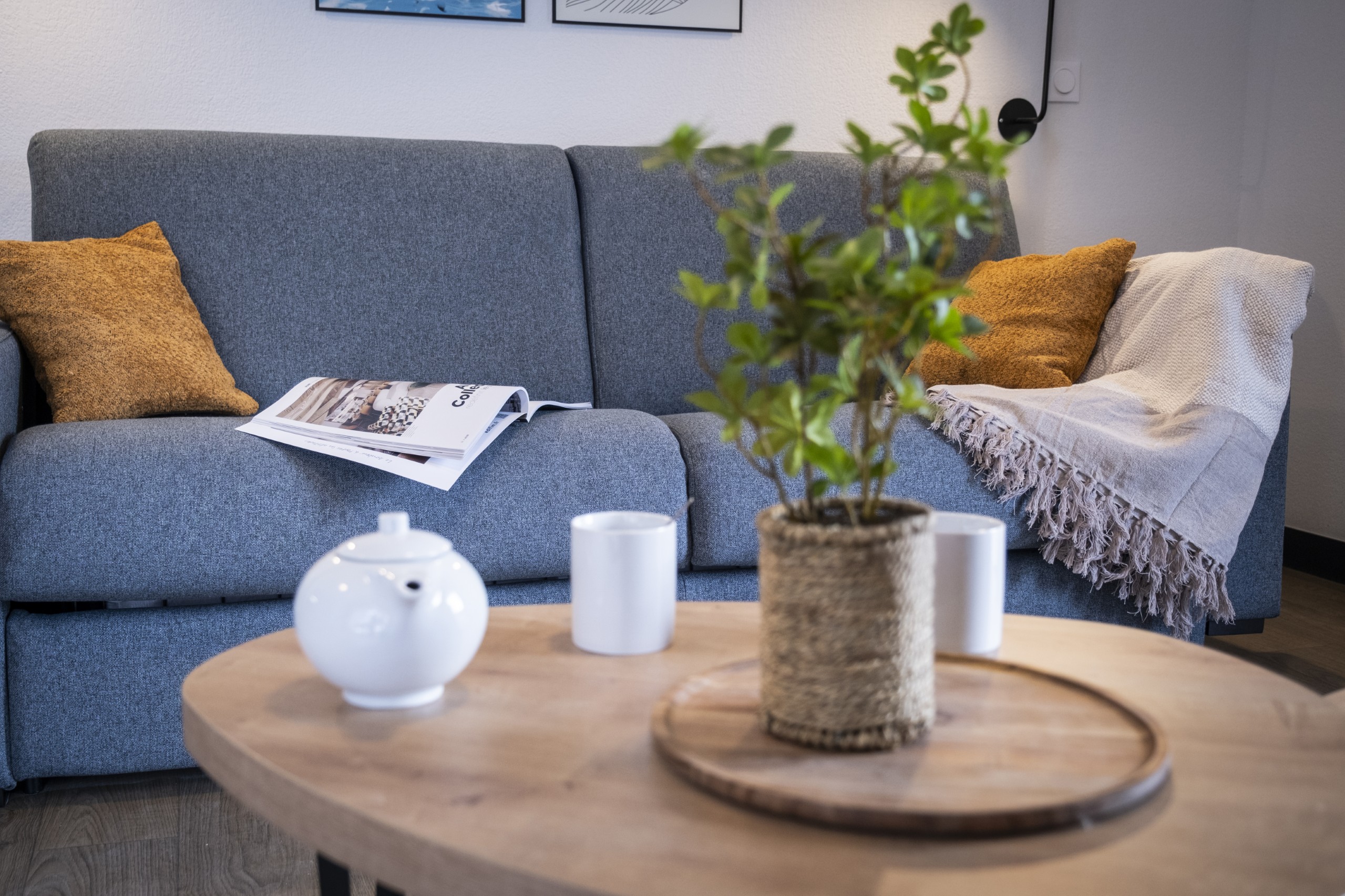 Outdoor terrace and garden at Le Serra Neva 4p8p in France