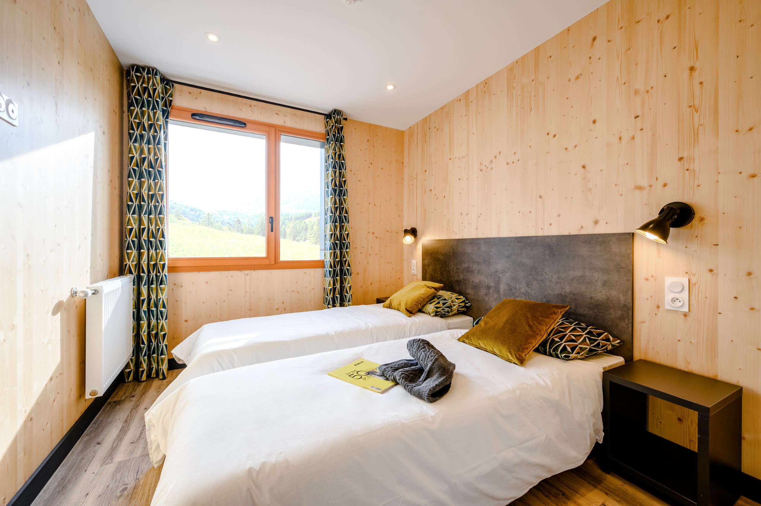 L'Etoile des Sybelles S8V 4p8p MV