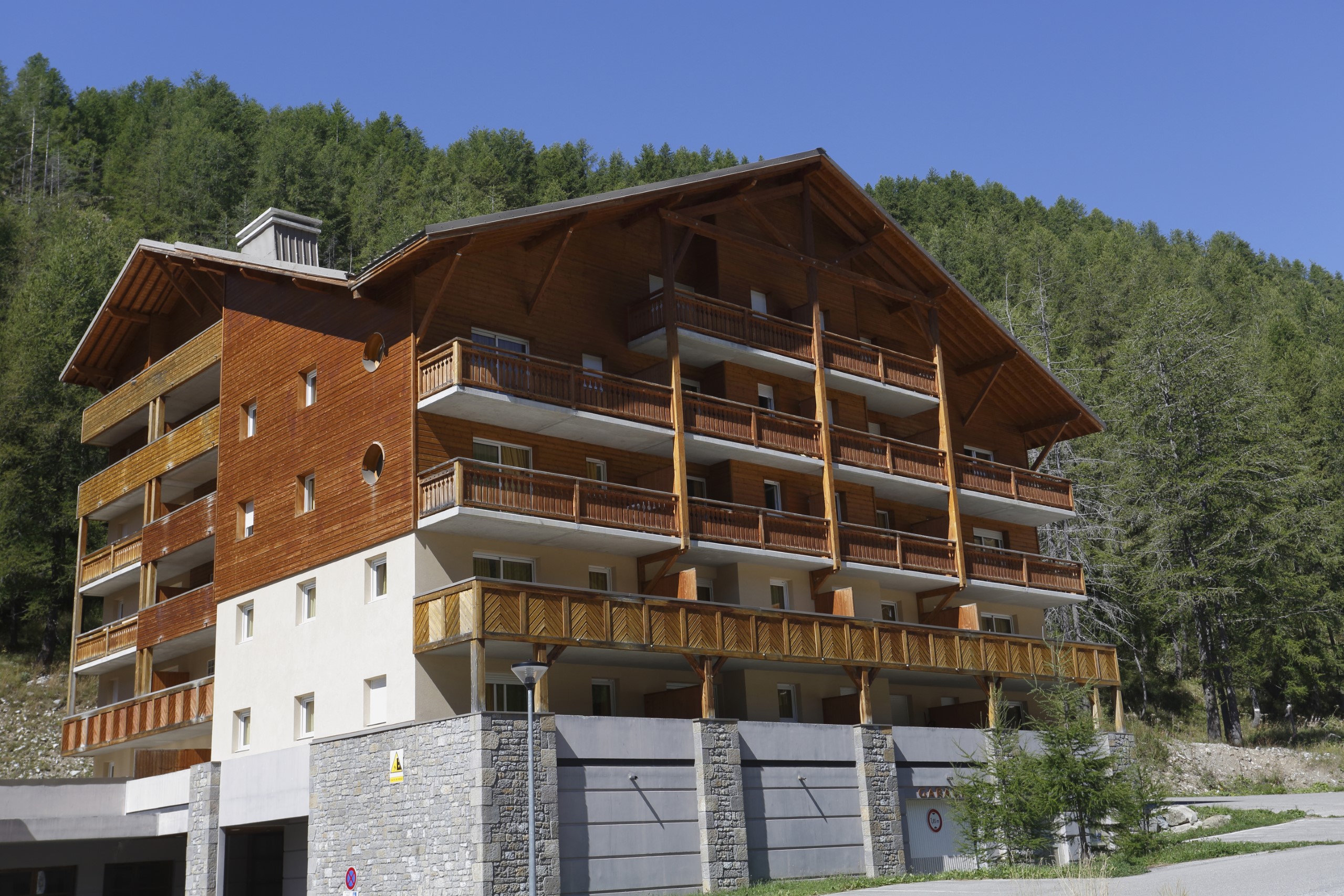 les-chalets-du-verdon-2p4s