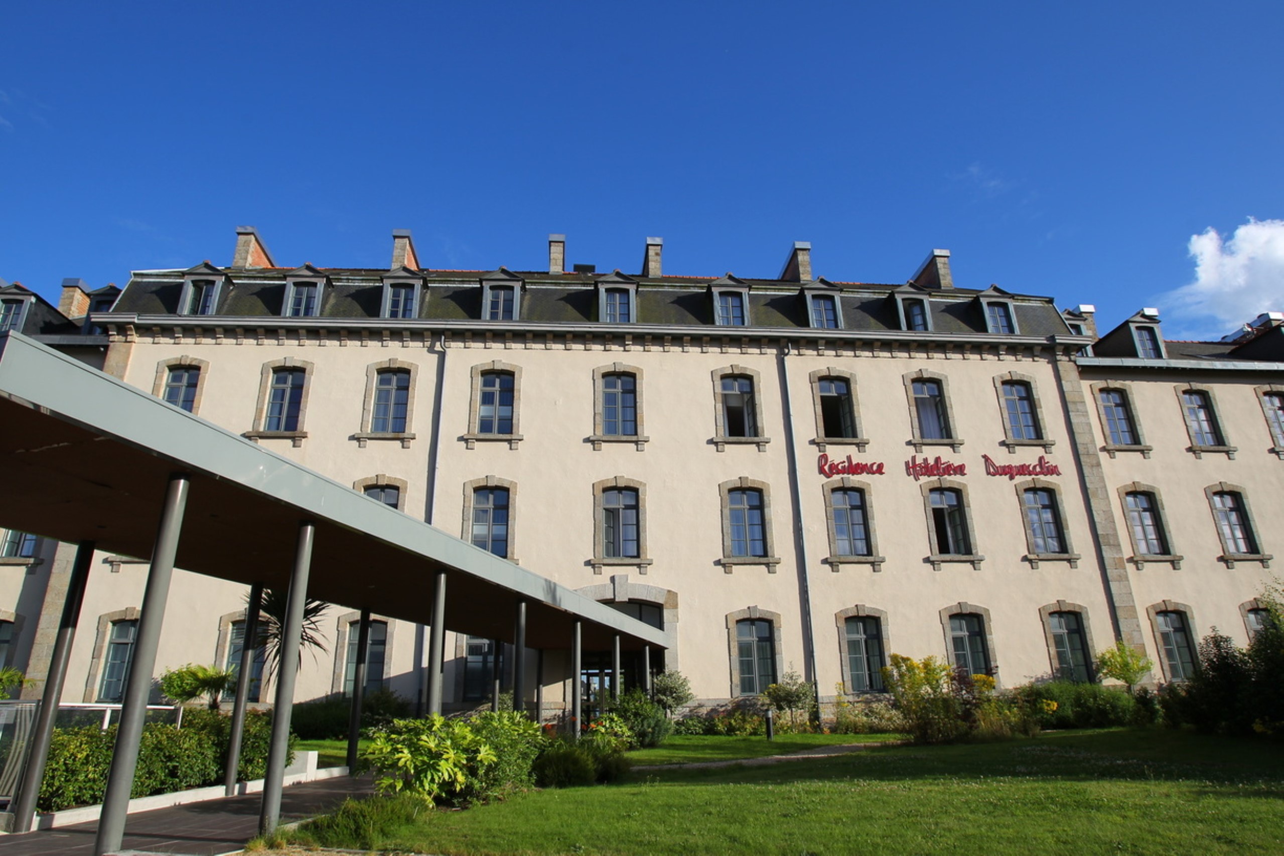 residence-duguesclin-2p6n