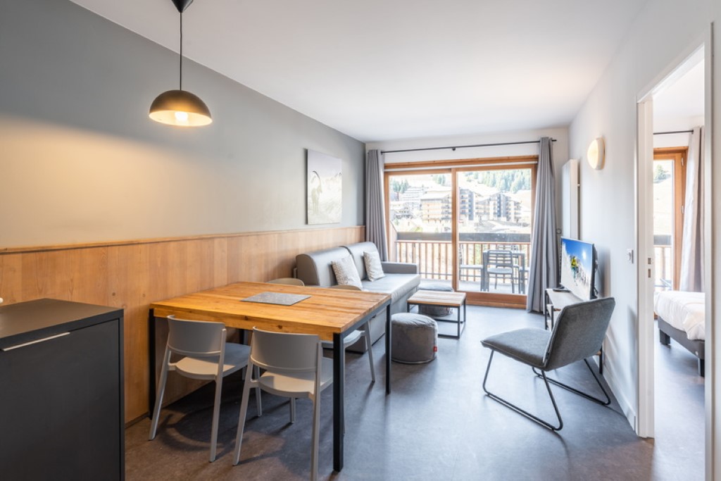 residence-les-ecrins-dauris-2p4s