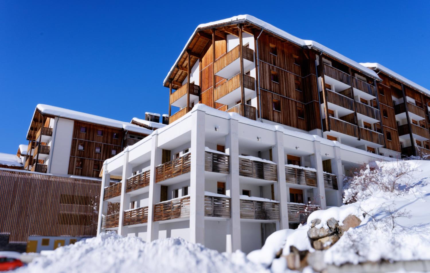 les-etoiles-dorion-2p4p-mountain-view