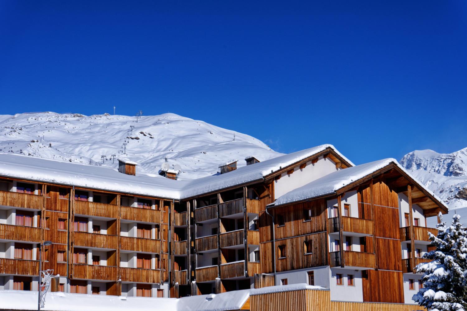 les-etoiles-dorion-2p6p-mountain-view