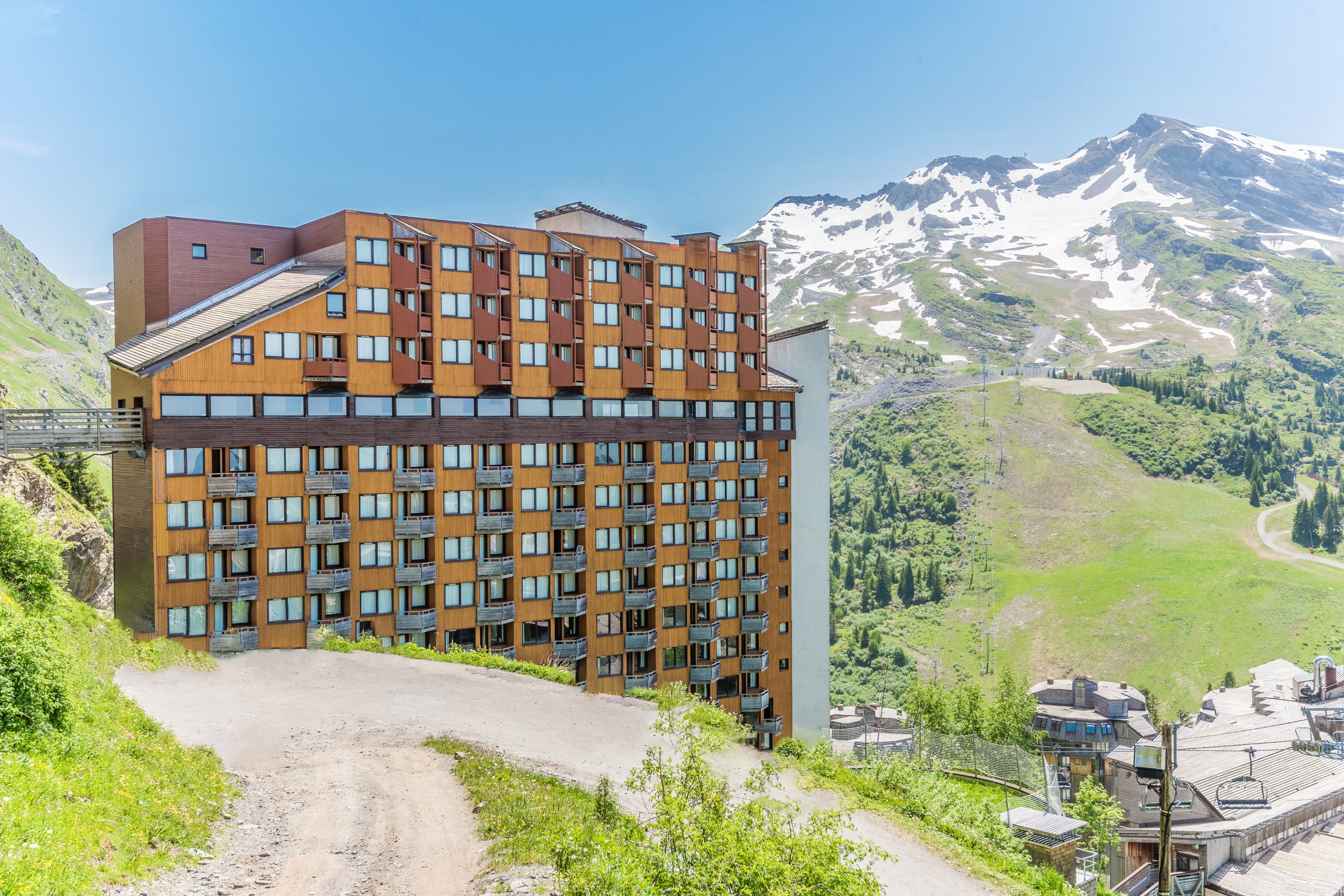 residence-capella-2p4p-mountain-view
