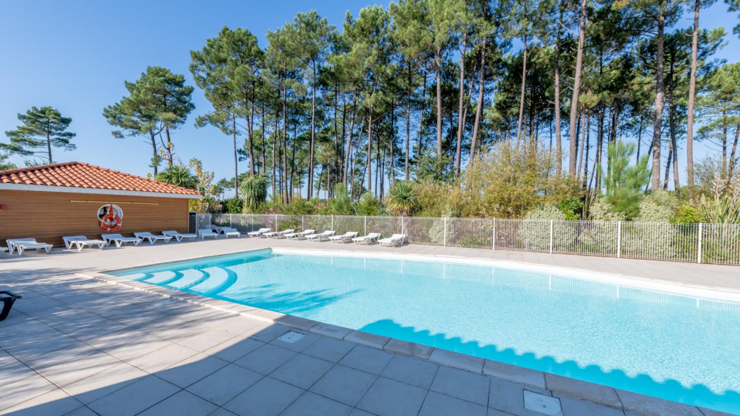 Le Domaine des Grands Lacs*** ST2S