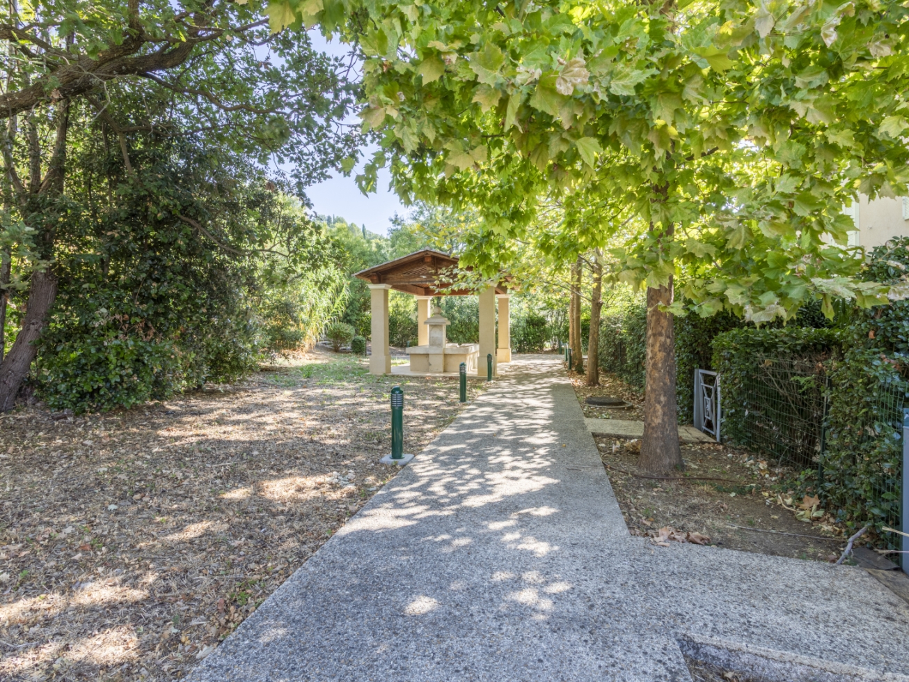 Bathroom at Le Domaine de Camiole M48P in France