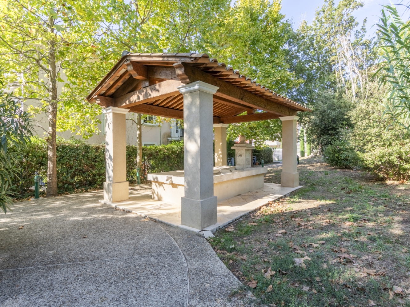 Outdoor terrace and garden at Le Domaine de Camiole M48P in France