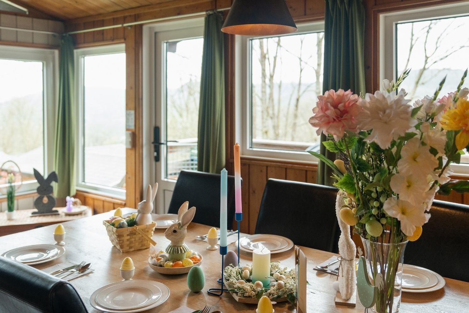 Outdoor terrace and garden at La Terre 6+2p in Belgium