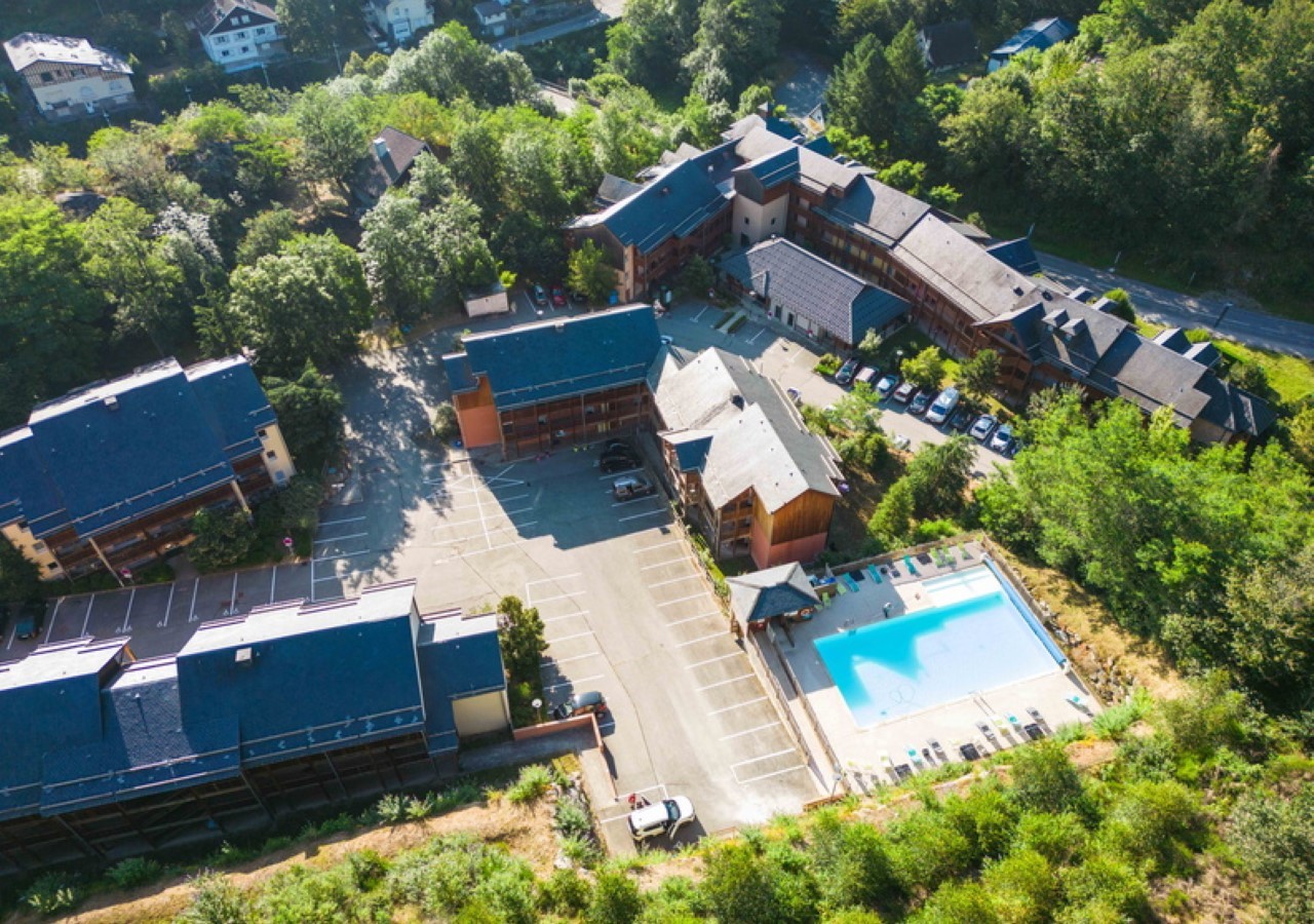 le-domaine-de-la-vallee-dax-2p4c-clim