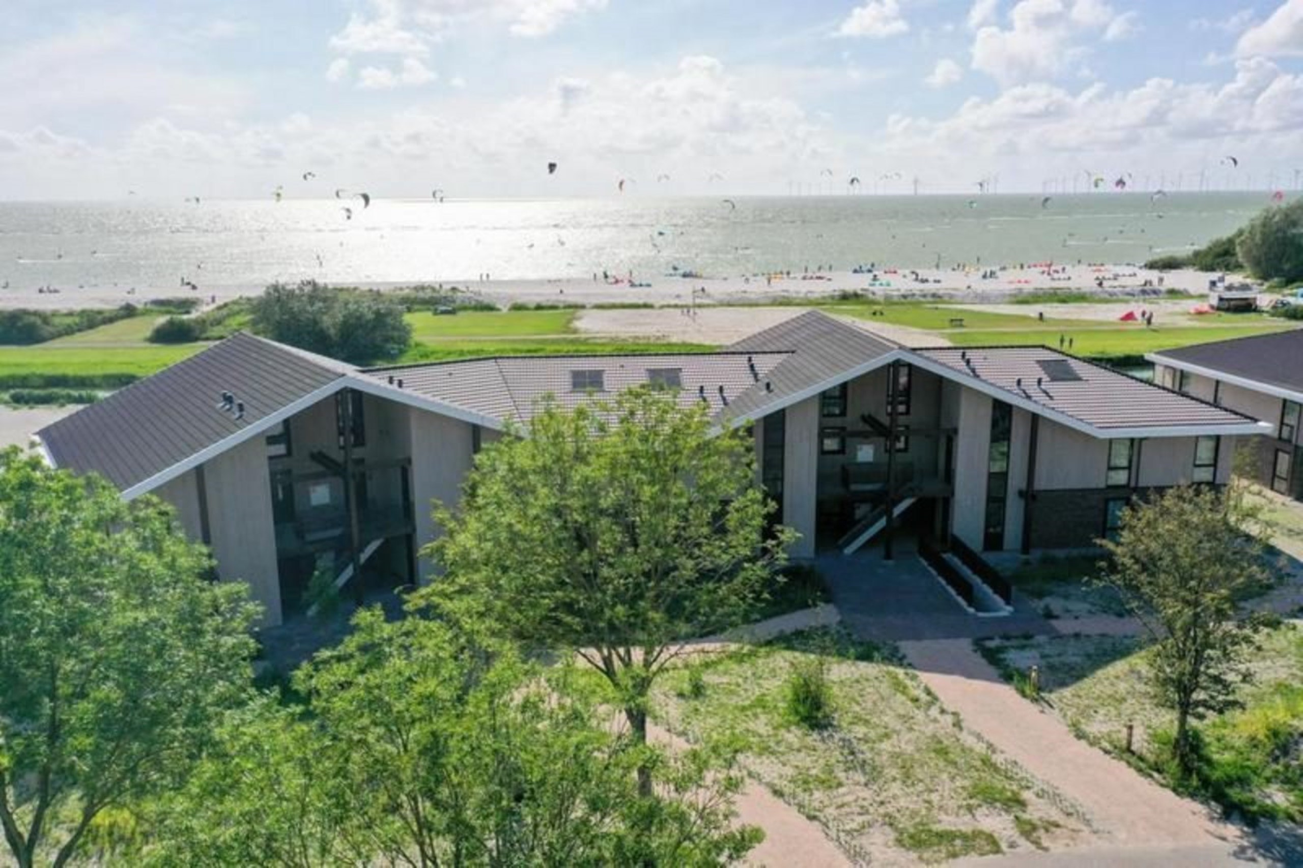 luxury-beach-apartment-4-2-pers