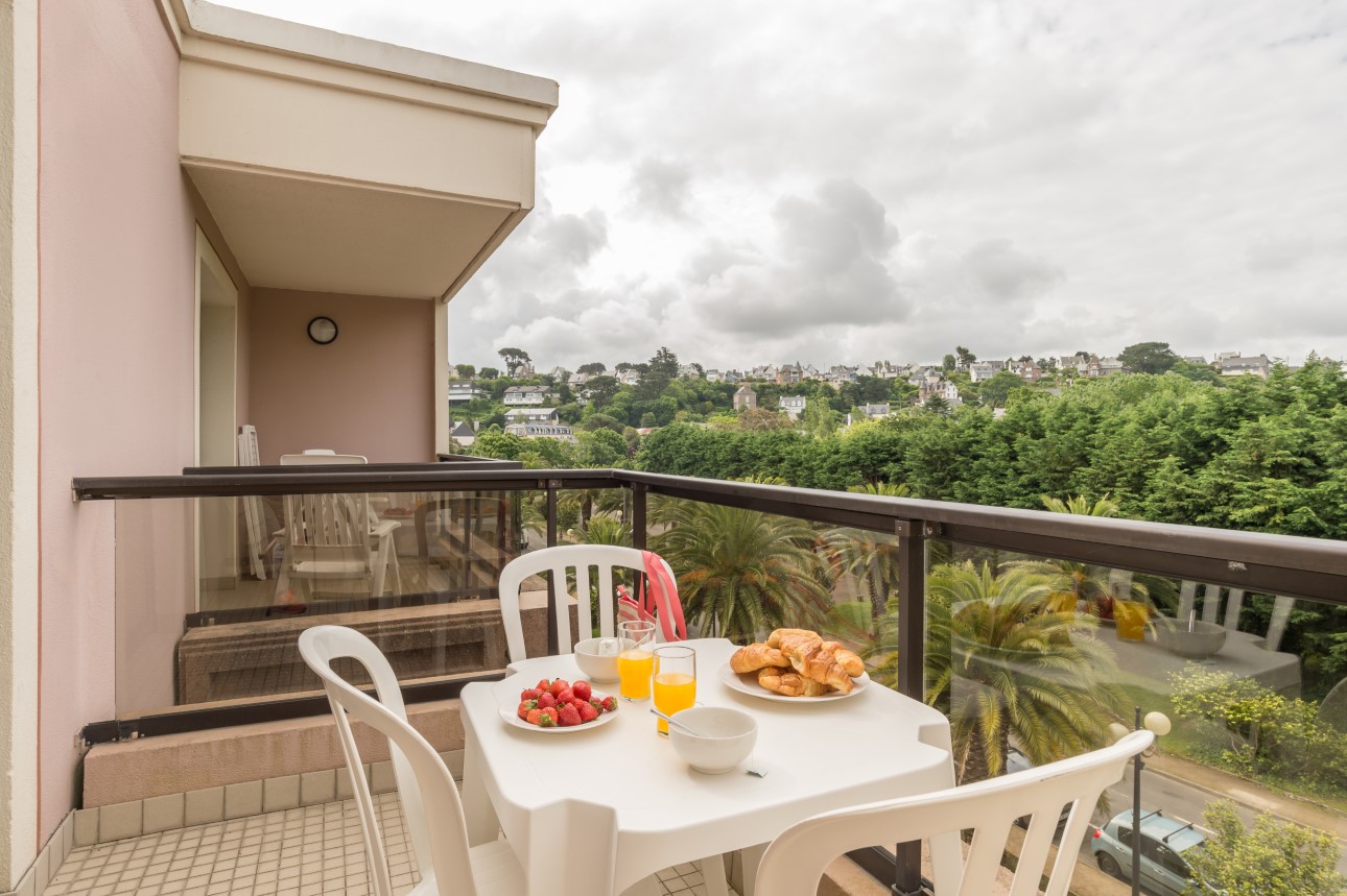 L'Archipel (Brittany) 2p5p NR