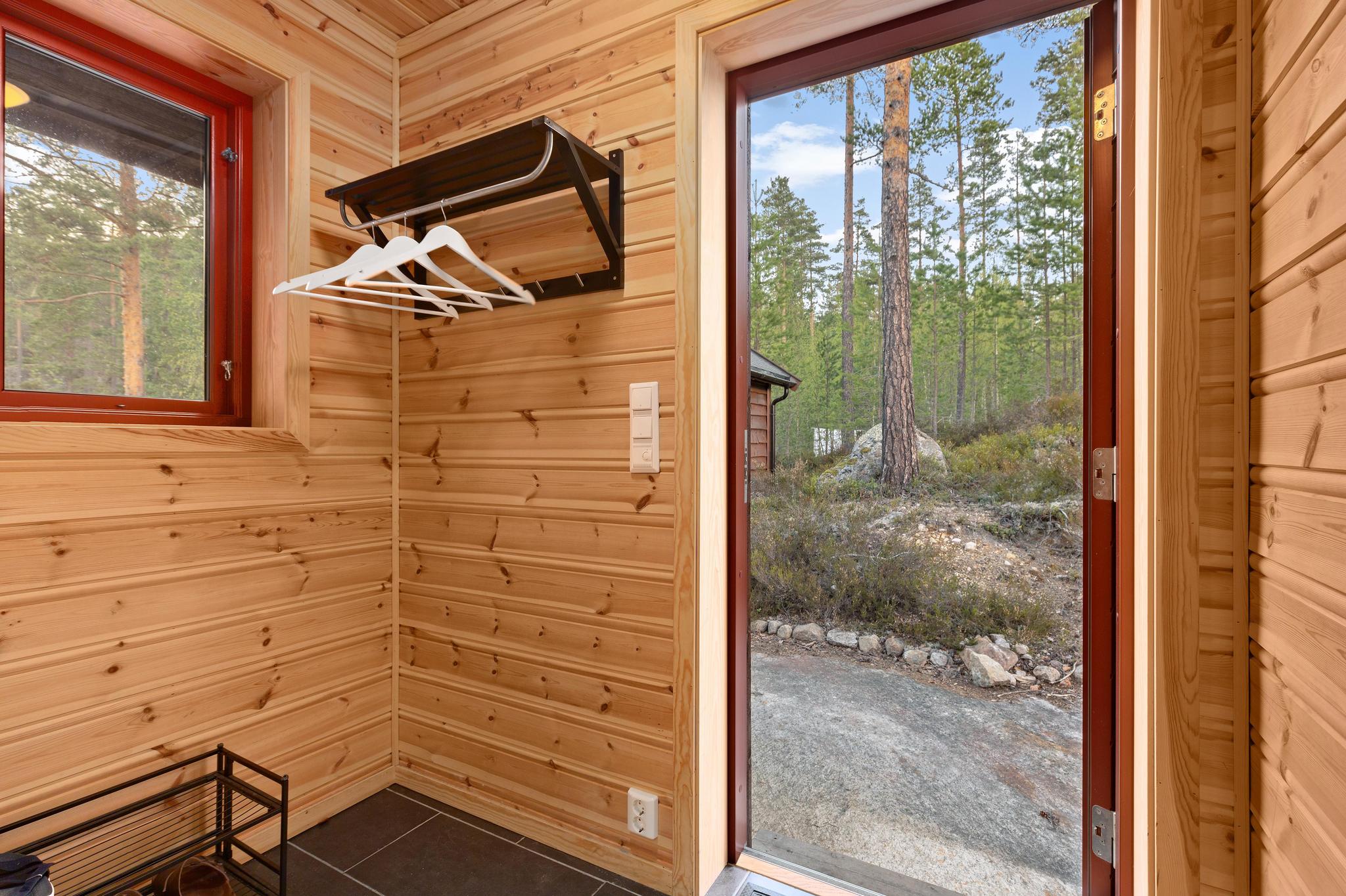 Swimming pool area near Eidstod 6p in NO