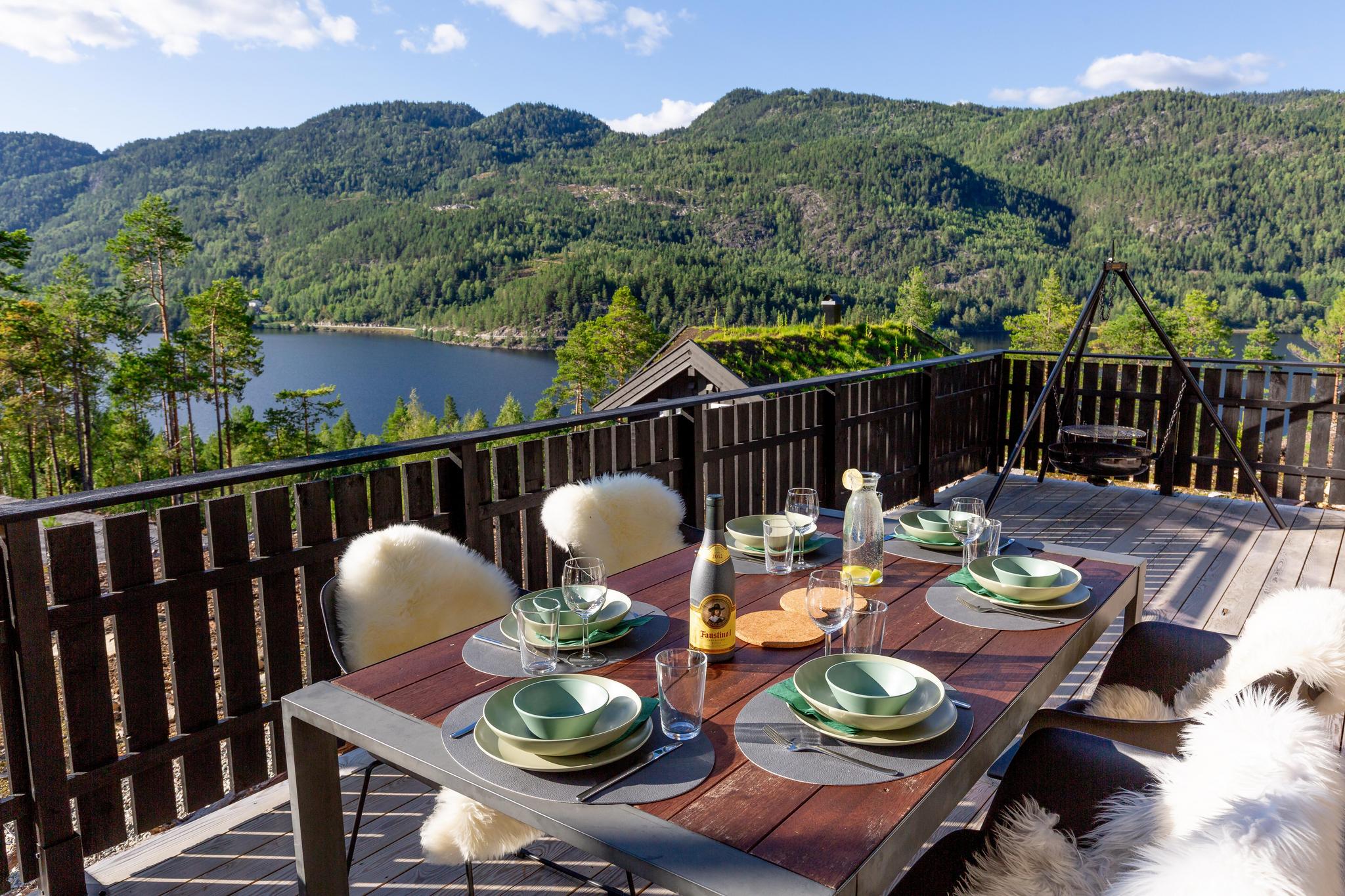 Bedroom accommodation at Moose Lodge 6p in NO