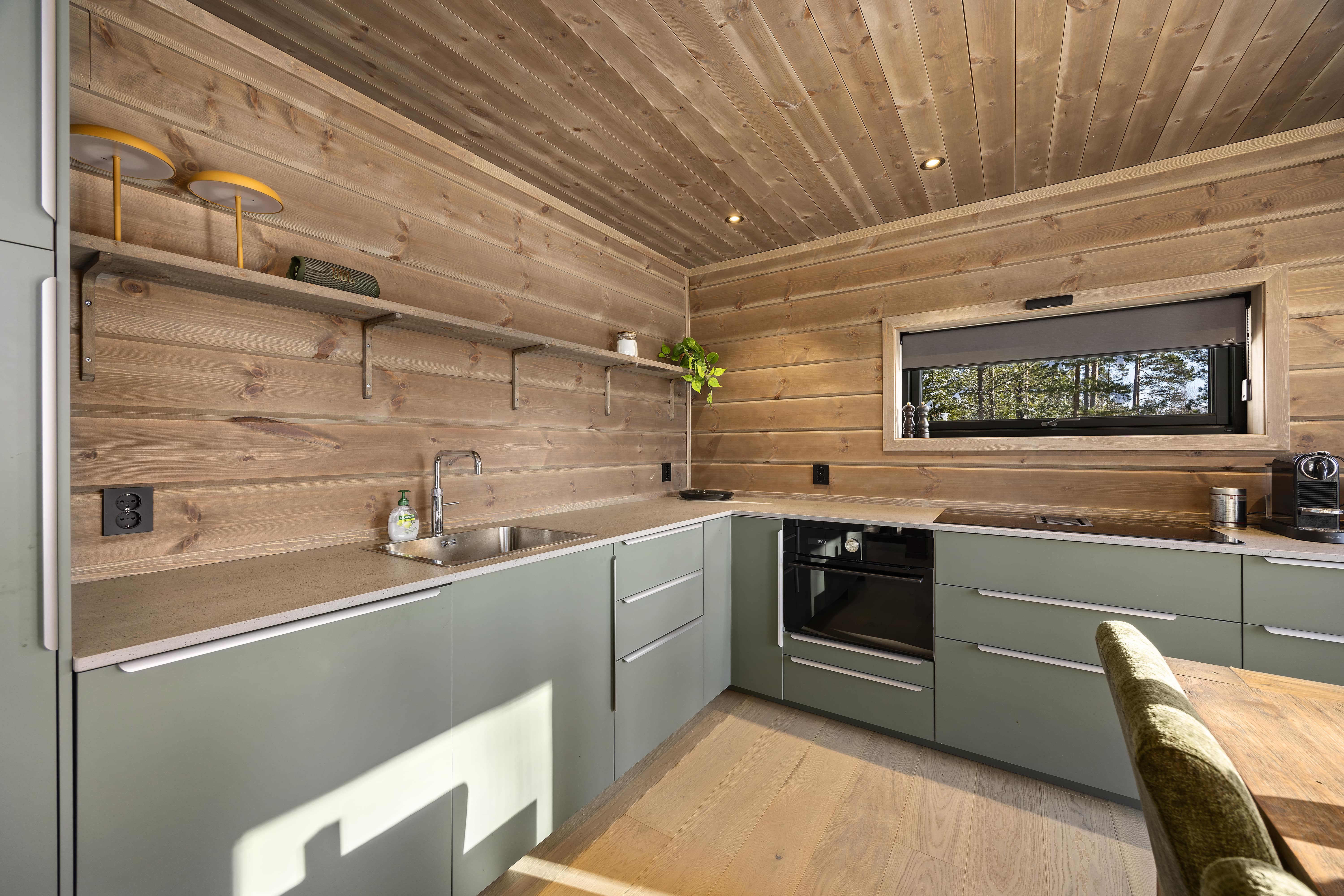 Lothlórien Lodge 8p