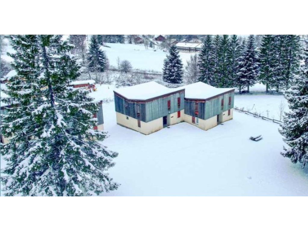 Les Monts Jura 2P5S.