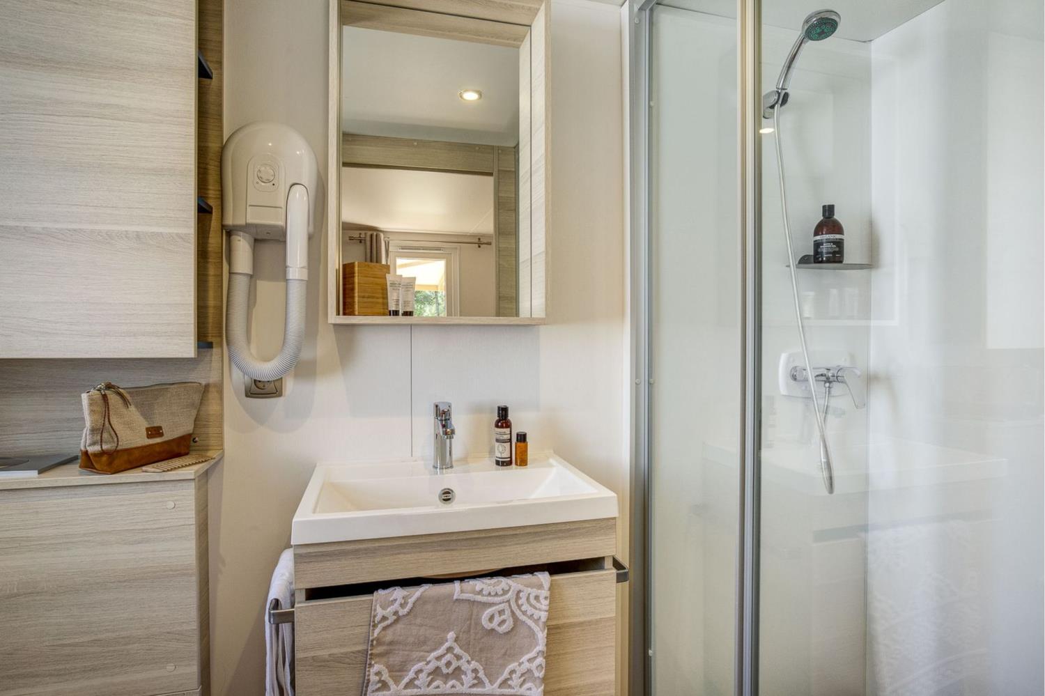 Cottage 4p 2Bdrms AirConPremium