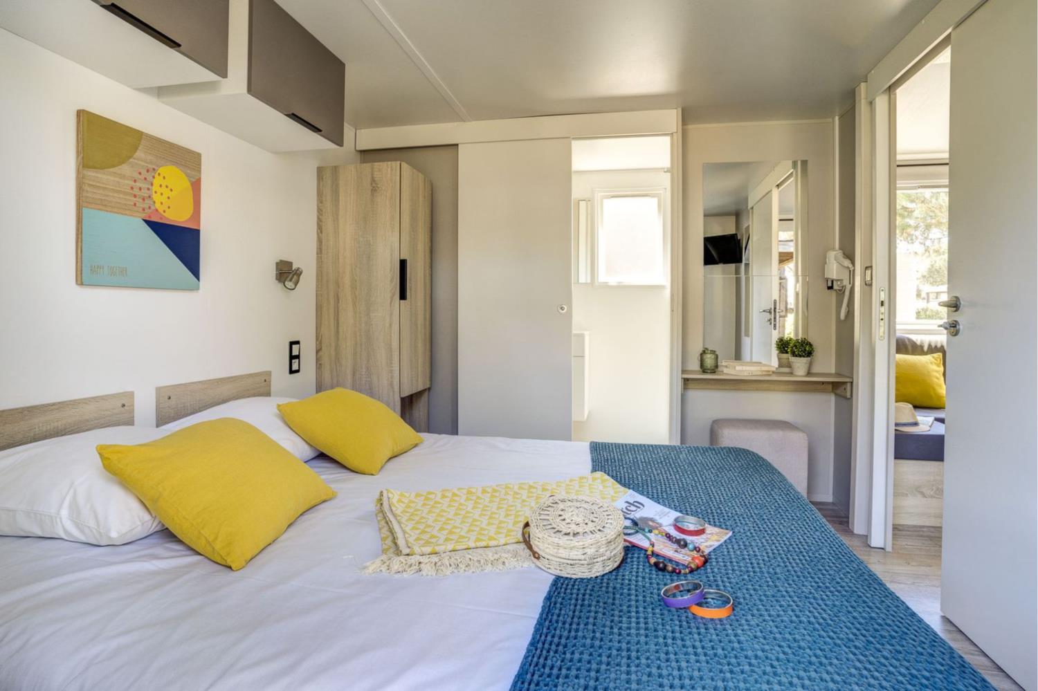 Outdoor terrace and garden at Cottage Bahia 5p 2Bdrms AirConPremium in France