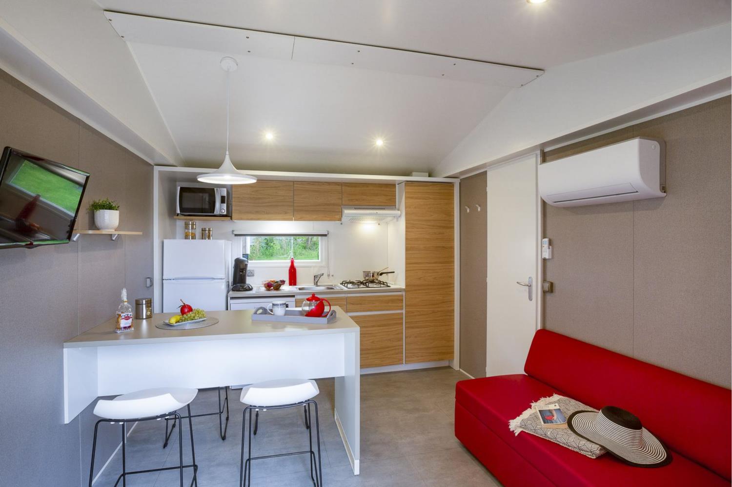 Outdoor terrace and garden at Cottage Cheverny 4p 2Bdrms AirConPremium in France