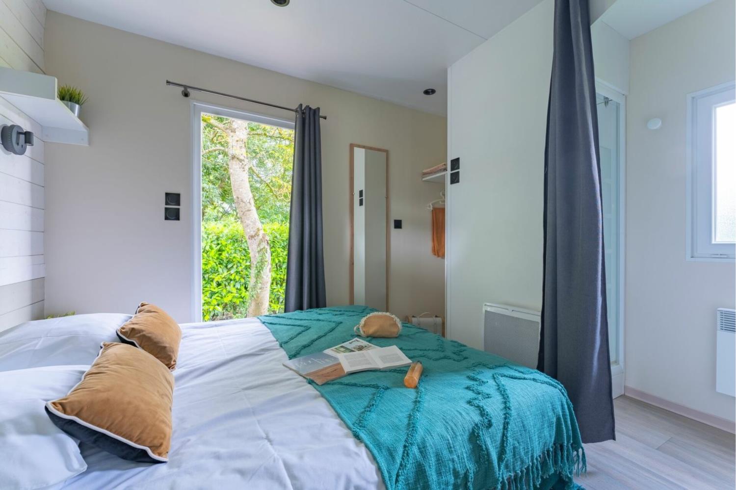 Outdoor terrace and garden at Chalet Newton 4p 2Bdrms AirConPremium in France