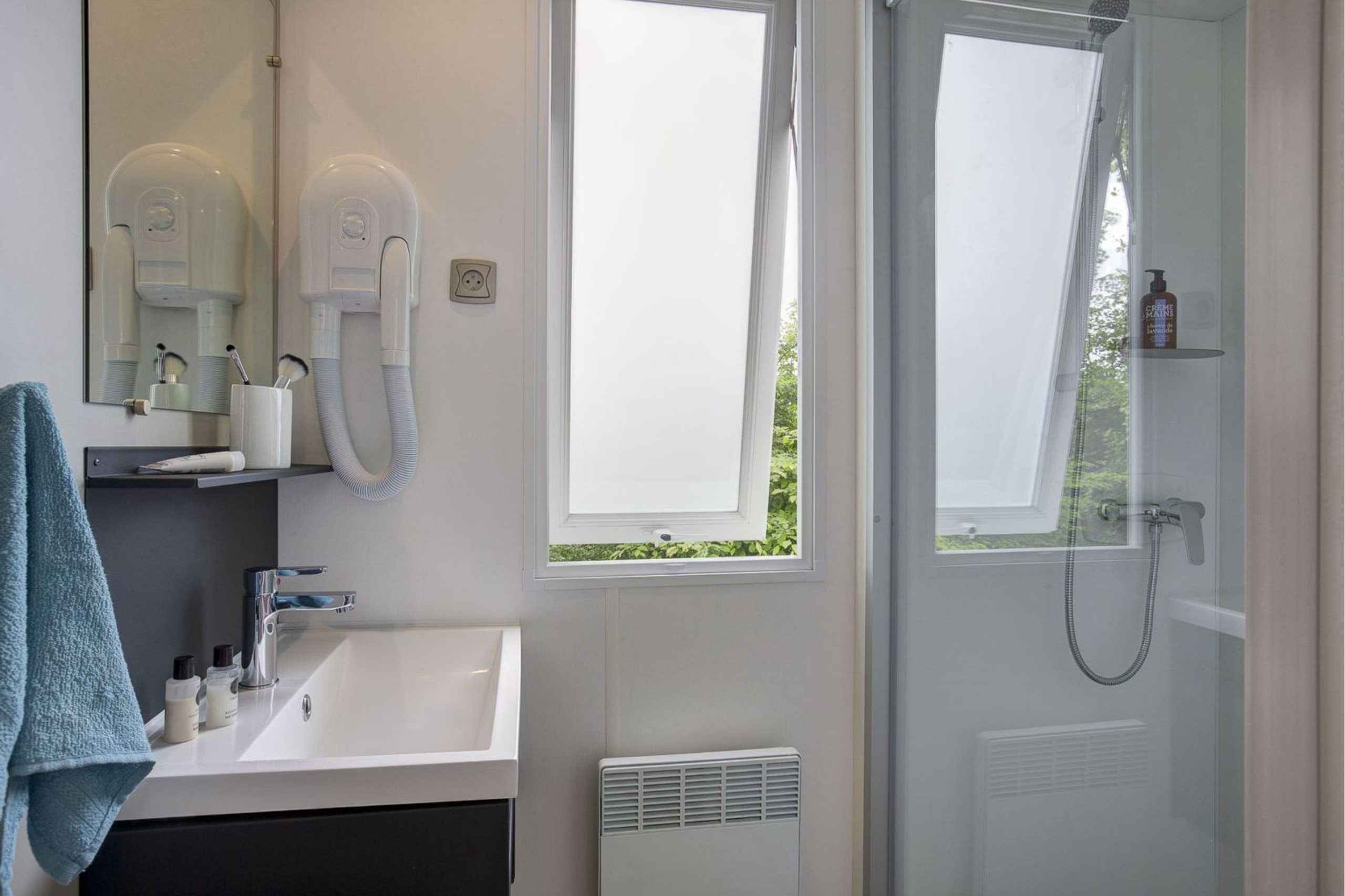 Cottage 6p 3Bdrms AirCon ****