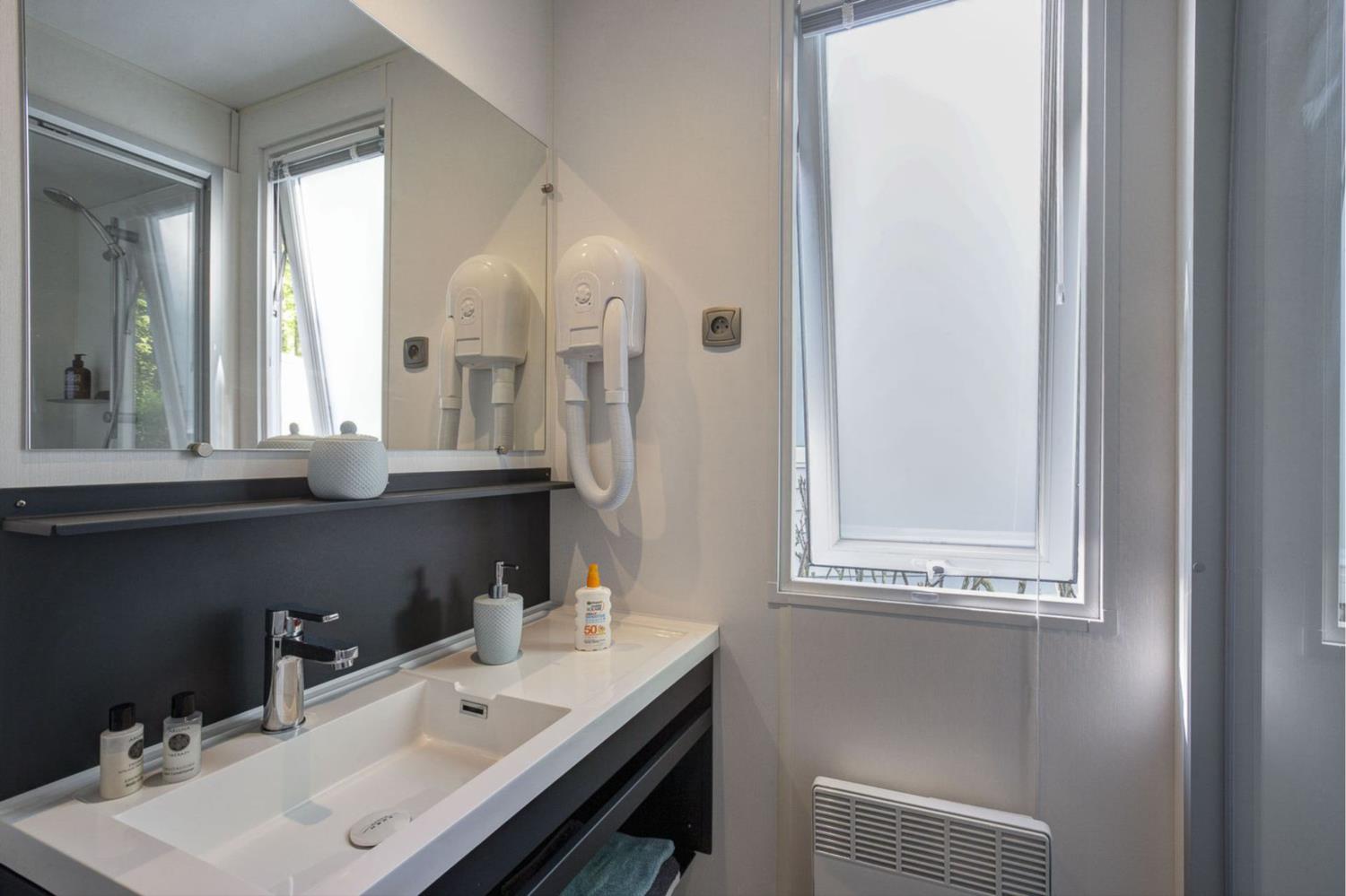 Cottage 4p 2Bdrms AirCon ****