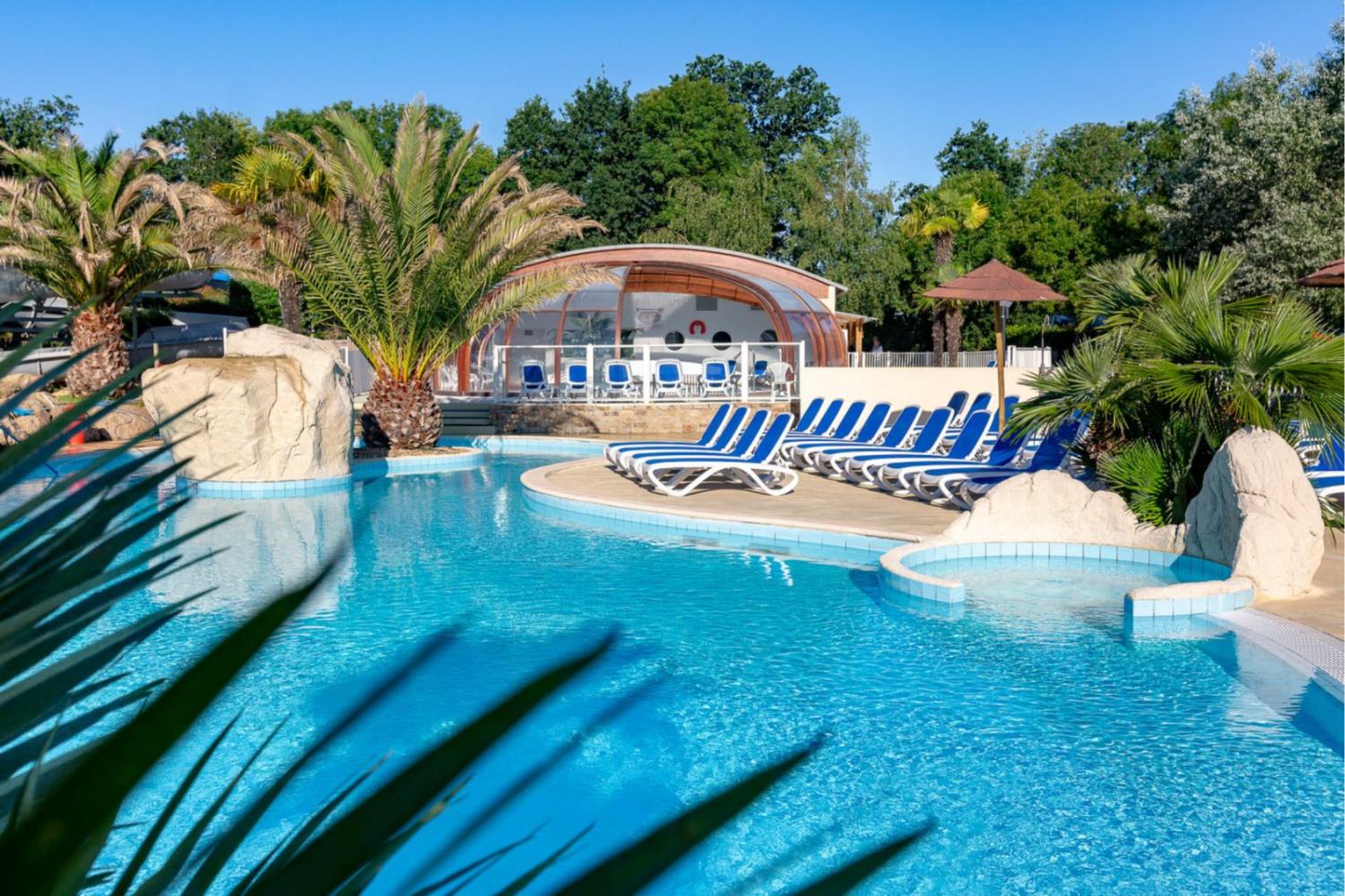 Cottage 4p 2Bdrms ****