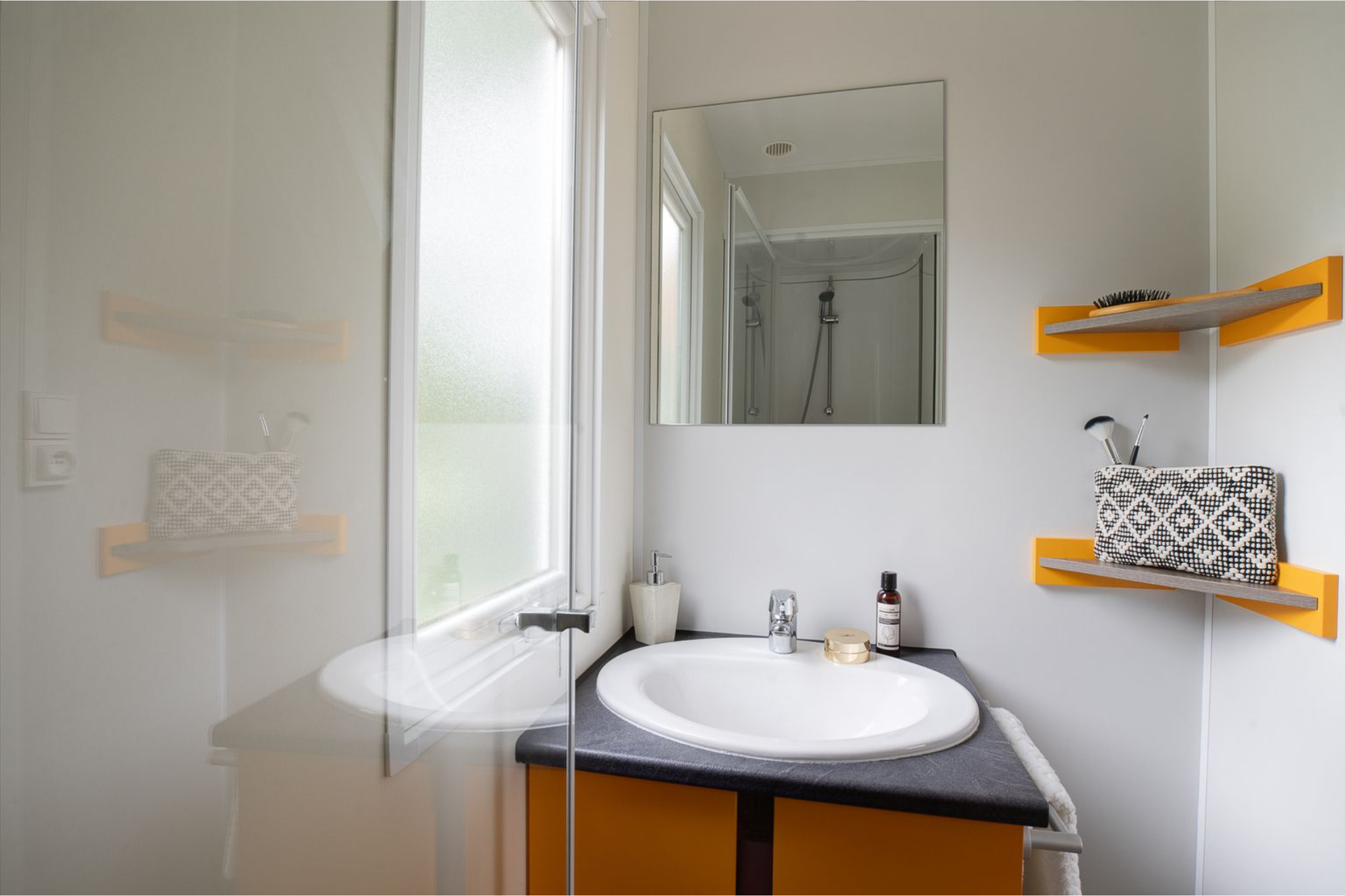 Outdoor terrace and garden at Cottage 6/7p 3Bdrms *** in France