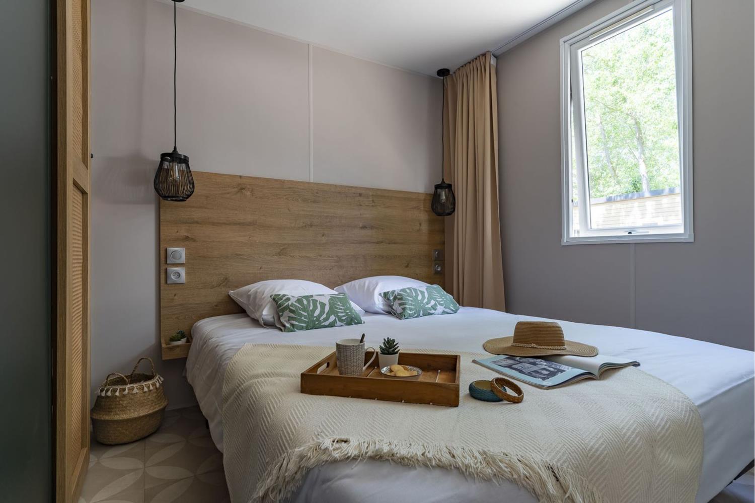 Swimming pool area near Cottage Playa del Sol 6p 3Bdrms AirCon P in France