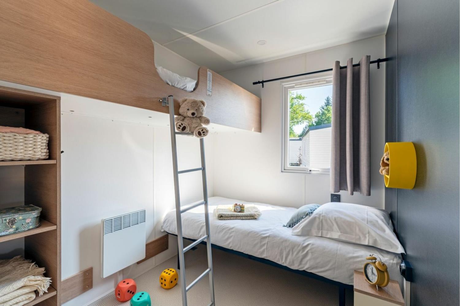 Bathroom at Cottage 4p 2Bdrms AirCon **** in France