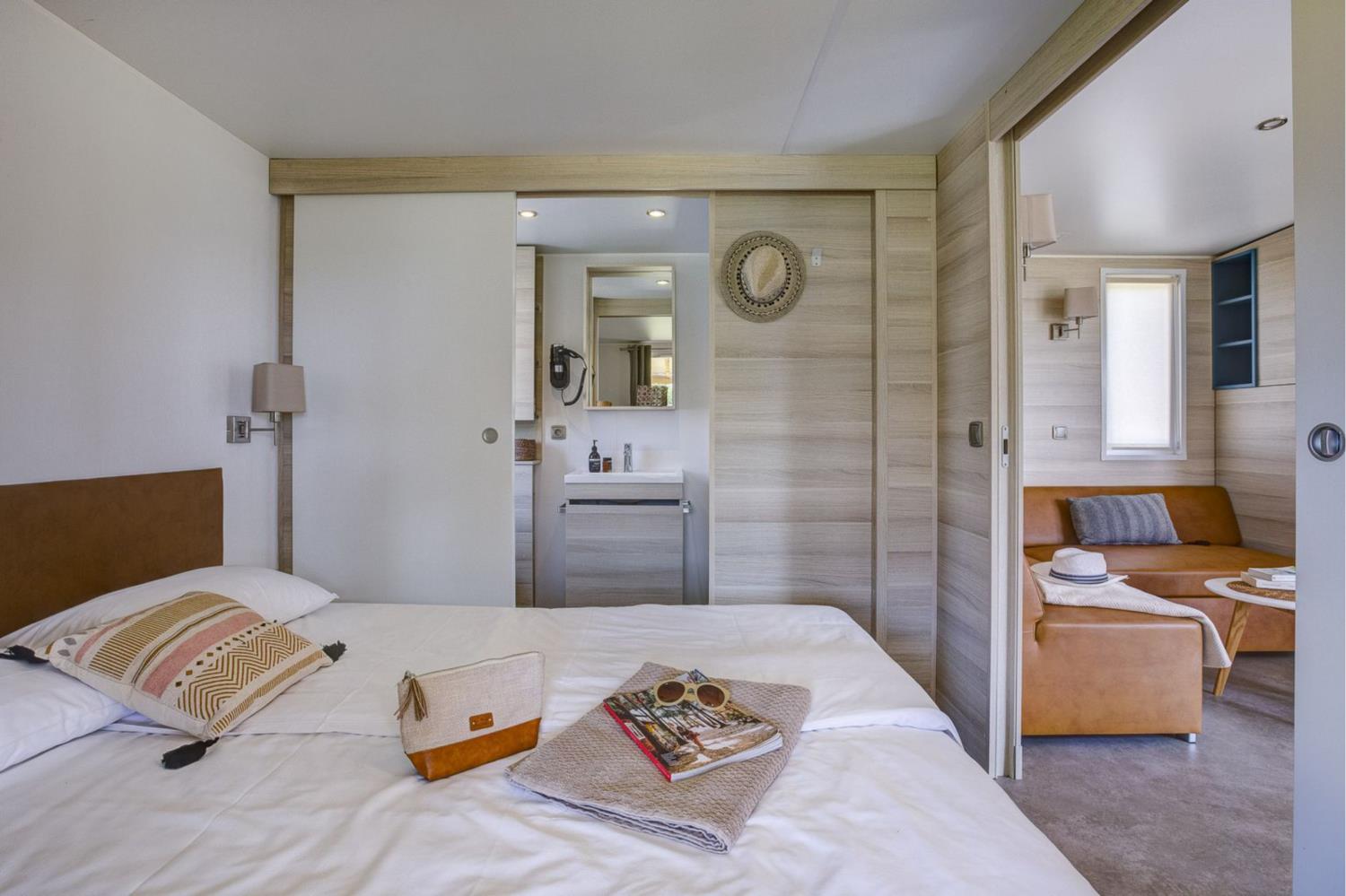 Kitchen facilities at Cottage Keywest Family 6p 3Bdrms AirConP in France